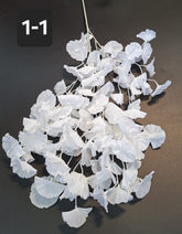 Ramură artificială decorativă - 82cm flori albe